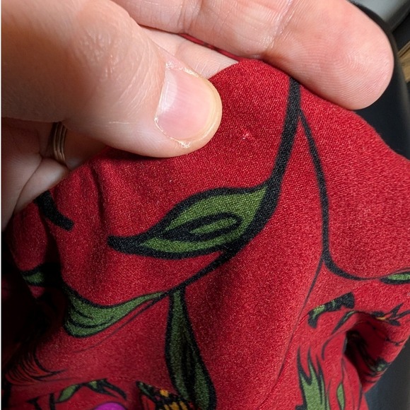 LuLaRoe Women's Red Leggings Pink Green Floral Print Buttery Soft One Size - Picture 8 of 8